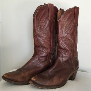 Vintage heeled cowboy boots